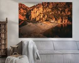 Ruhig fließender Fluss im Dschungel von Bali. von Hugo Braun auf ArtFrame,  Leinwand, Poster und mehr