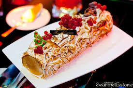 4 Hotels 4 Buffets 4 Magical Feasts Gourmetestorie Yummy Cakes Christmas Buffet Cake Roll
