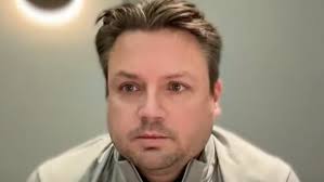 Man who survived plane crash that killed 137 passengers recalls the moment  he knew something was wrong