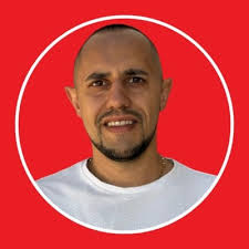 Alright, everyone's going to think we're insane over here. But fully  ramped, myself and Rory McDermott are expecting to book 60 meetings a  month, combined. 🤯 Assuming a conservative 50%…