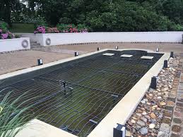 Teichgitter Fur Elegantes Wasserbecken In 2020 Wasserbecken Teichabdeckungen Teich
