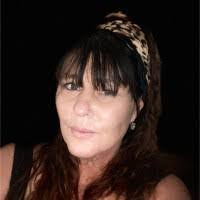 Lynne Sheffield's Instagram, Twitter & Facebook