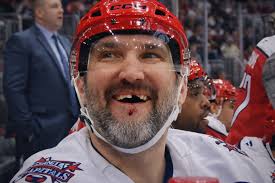 Bob Probert vs Dave Semenko Round 2. Jan. 29, 1988 From YouTube Channel  Arktoshorse 2.0