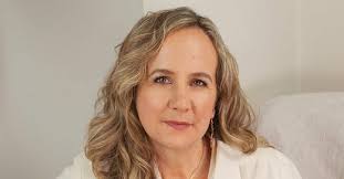 Kay Stratton (@kayleidogyn): "Adding more books to my 'must buy list' now  🤦🏼‍♀️ I did a weekend course with you a few years ago when you were in  early stages of your