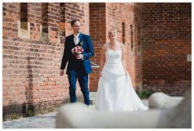 Du willst dein brautkleid provisionsfrei & kostenlos verkaufen? Als Hochzeitsfotograf In Neu Ulm Park Illerkirchberg Jap Fotografie