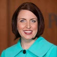 Nicole Edmiston's Instagram, Twitter & Facebook