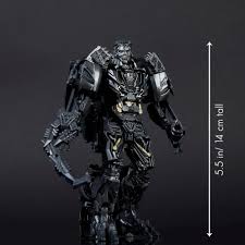 Lockdown was a cybertronian bounty hunter alliged with neither autobot or decepticon who was hired by the creators to capture prime and hunt down the remaining transformers on earth, working with human cia agent harold attinger to do so. Transformers Studio Series 11 Deluxe Class Movie 4 Lockdown Walmart Com Walmart Com