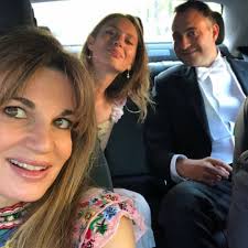 Jun 17, 2020 · it's an image that hearkens back to the antebellum plantation, richardson told sheinelle jones on today wednesday. Pin Auf Celebrities