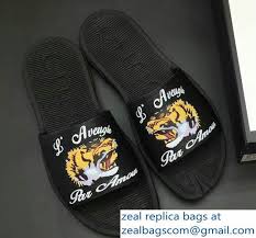 Gucci Men S Slide Sandals Tiger With L Aveugle Par Amour Black 2018 Gucci Men Mens Slide Sandals Slide Sandals