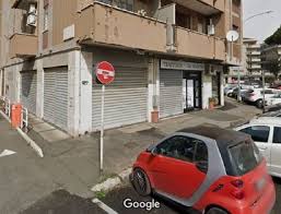 Locale commerciale in Affitto in Via Antonio Zotti 27 a Roma