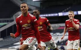 Manchester united se lo dio vuelta en cinco minutos al aston villa. Cavani And Greenwood Seal Man Utd Comeback Win At Tottenham Themanorathastingsfarms Com