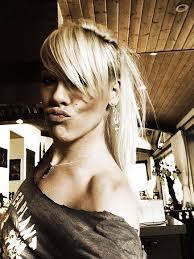 Girls Just Wanna Have Fun Pink Singer Long Hair Styles Blonde Singer