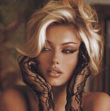 scarlett crouch (thedarksideofcu)