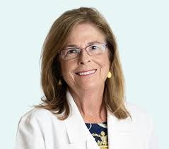 Meet Dr. B's team based in Naples, Florida.