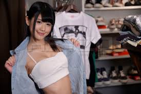 Aoi Shirosaki Trial Fitting Followed by Sex - HEYZO