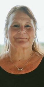 Joyce Ritz's Instagram, Twitter & Facebook