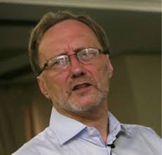 David Gurteen Reviews World Peace and Other 4th-Grade Achievements