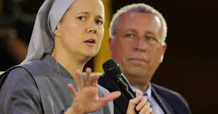 Speaker: Only way forward is to allow Christ 'to come in, encounter us'