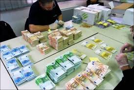 1 8 Million Euro Inside Car Seats Barnorama