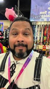 If you are in San Antonio go check our friends from @Under the Sea  Collectibles at #bigtexascomicon this weekend and tell them hunty sent you  #sanantonio #bigtexascon #thehuntysaurus #loungefly