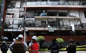 Los habitantes del inmueble de. 47a5joyssdmm M