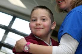 Ponte Vedra Beach parents volunteer, and give hugs, in St. Augustine schools