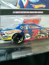 Трек hot wheels сити невообразимый гараж с тиранозавром. Hot Wheels Nascar Info Dan Tips