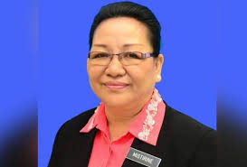 Seorang bekas timbalan pengarah sebuah agensi kerajaan di sabah ditahan suruhanjaya pencegahan rasuah malaysia (sprm) kerana disyaki mengemukakan tuntutan palsu berjumlah lebih rm14,000, hari ini. Carian Mengenai Topik Pengarah Pendidikan Negeri Sabah Astro Awani