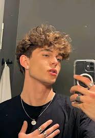 Amy Goodell (amygoodell)