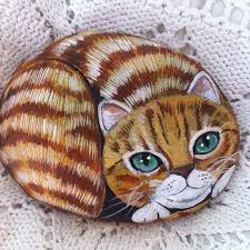 Aysegul Tolunay Guven On Instagram Sarman Kedi Yesil Gozlu Dogal Tas Boyama Instalike Hediye Dekorasyon Yaz P Kedi Sanati Painting Boyali Kayalar