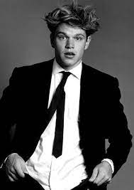 Before the film, damon played the lead in the critically acclaimed drama the rainmaker (1997), where he was recognized by the los angeles times as a talented young actor on the brink of stardom. 45 for the role, damon regained most of the weight he had lost for courage under fire. 20 Pictures Of Young Matt Damon Matt Damon Young Bruce Weber Matt Damon