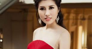 Người đẹp Emily Hồng Nhung làm đại sứ quảng bá Lễ hội khinh khí cầu quốc tế  Huế