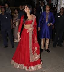 Katrina Kaif Looks All Elegant As Opts Bling Red Bridal Lehenga For Diwali Celebration Hungryboo In 2020 Bridal Lehenga Red Diwali Outfits Traditional Indian Outfits