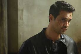 Interview: Brett Dalton, and 'Agents of Shield' Showrunners On Why They  Keep Resurrecting Ward