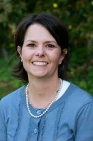 Traci Reilly's Instagram, Twitter & Facebook