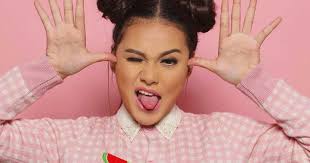 Cara Mengatasi Nyeri Saat Haid Menstruasi Secara Alami Menstruasi Atau Yang Disebut Haid Pasti Akan Mendatangi Setiap Wanita Jennifer Lopez Pemotretan Orang