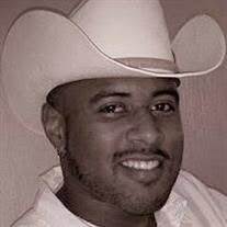 Miguel Arciga's Instagram, Twitter & Facebook