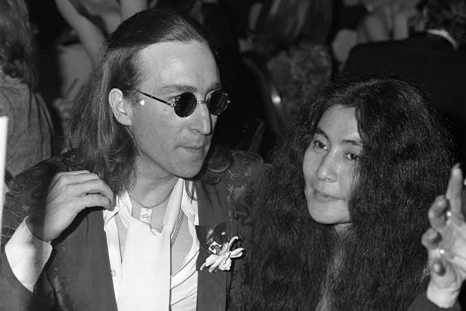 John Lennon's tragic final moments as he made feelings clear about Yoko Ono before murder - The Mirror US