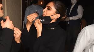 Deepika padukone, erica fernandes, hina khan and others show us how to wear monochrome! Deepika Padukone S Birthday Outfit Cemented Her Love For The Colour Black Vogue India