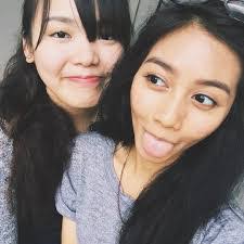 Selina Lee's Instagram, Twitter & Facebook