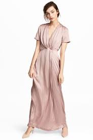 Model baju batik merupakan model yang sangat banyak ragam dan jenisnya. 240 Ide Jahit Ideas Fashion Batik Dress Batik Kebaya