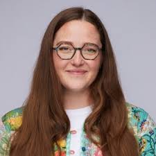 💙 En casa 💙 In 2019, I did an internship at Real Oviedo in the club's  Área Social. In addition to translating club materials Spanish <> English,  I also participated in several