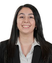 HEBSBA recognizes 17 students in Honors Convocation