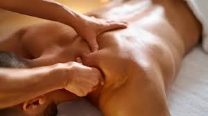Deep Tissue Massage Benefits - Fisio
