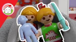 Eigentlich sollte eine himmlische familie trotz hoher einschaltquoten nach der 10. Playmobil Film Deutsch Lena Ubernachtet Bei Lisa Geschichten Fur Kinder Von Familie Hauser Youtube