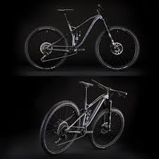 Ein votec mit fox float dämpfer und fox 34erfedergabel mit 140mm federweg sowie rock shox reverse sattelstütze.shimano slx bremsen mit 203er scheibe vorn und 180er. Bild Vx Elite Mtb Fully Black Grey 2017 Von Votec