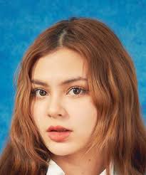 Marissa Lloyd's Instagram, Twitter & Facebook