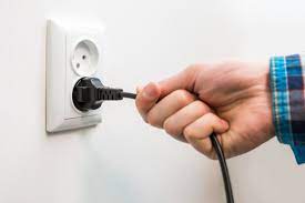 Die stromgrundversorgungsverordnung regelt genau, wann der strom abgestellt werden darf um zu vermeiden, dass stromschulden entstehen und schlimmstenfalls der strom abgestellt wird, kann es zum beispiel helfen, beim stromverbrauch zu sparen. Strom Abgestellt Kosten Und Preisbeispiele Im Uberblick