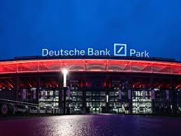 Öffnungszeiten deutsche bank in mönchengladbach, übersicht mit öffnungszeiten und verkaufsoffenen abenden aller filialen von deutsche bank in mönchengladbach. Bilder Eintracht Frankfurt Bor Monchengladbach 3 3 12 Spieltag Bundesliga 2020 21 Kicker