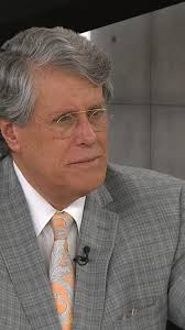 ¿Cuántos crímenes históricos cambiaron el destino de la humanidad? La  última emisión de #PuntoDeFuga nos lleva de la mitología griega a la  tragedia de Colosio, con Raúl Quintanilla y Pablo Hiriart. ...